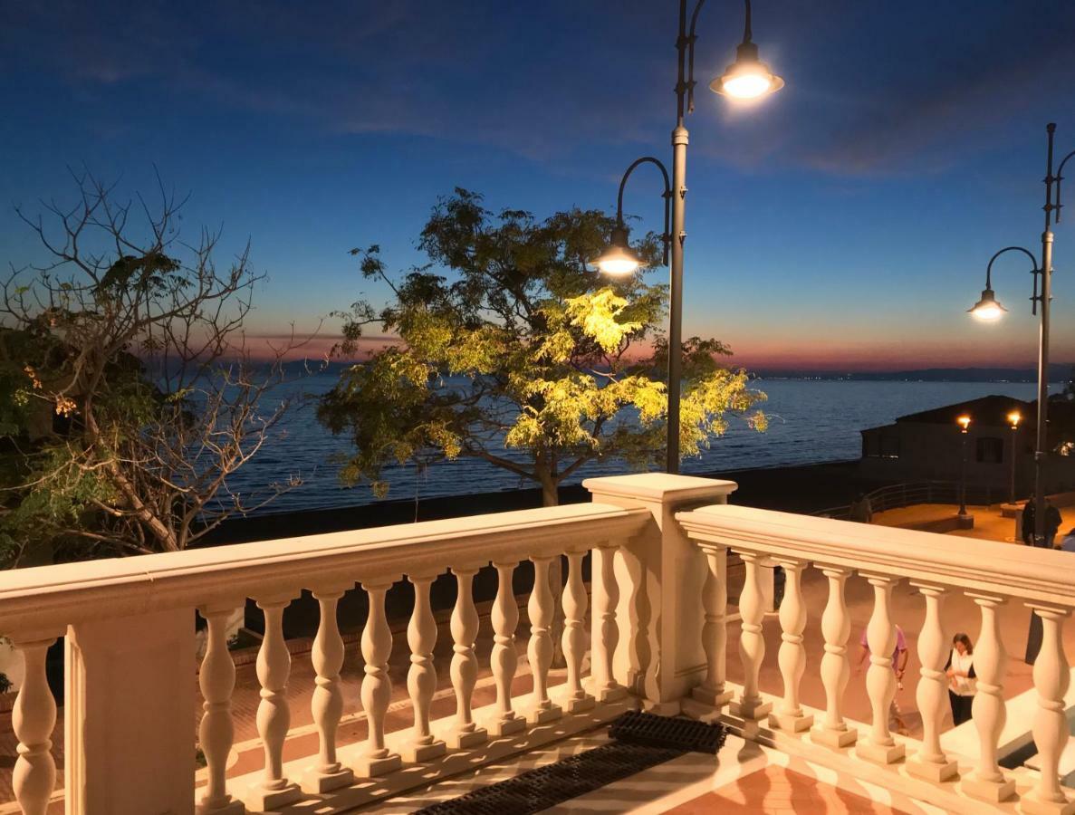 Holiday Home Arzilli フォッローニカ エクステリア 写真